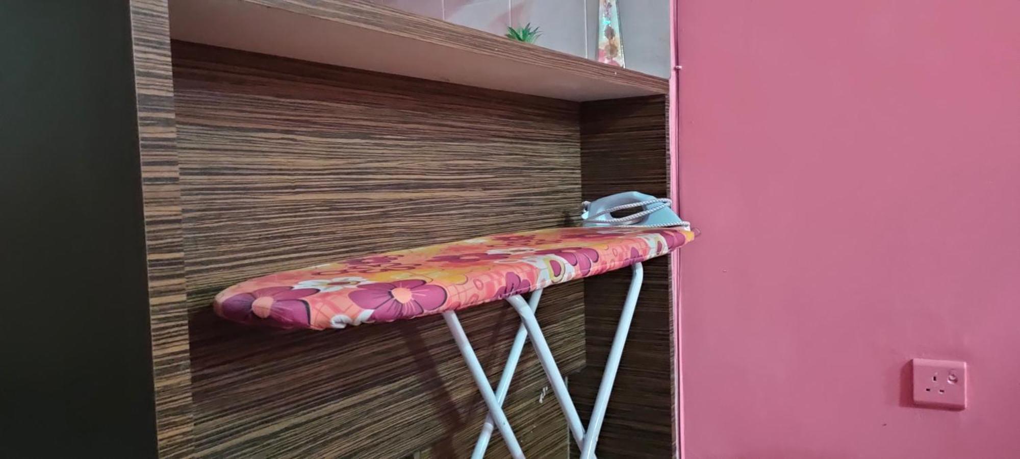 Zulaikha'S Homestay Ulu Tiram Johor Bahru Εξωτερικό φωτογραφία